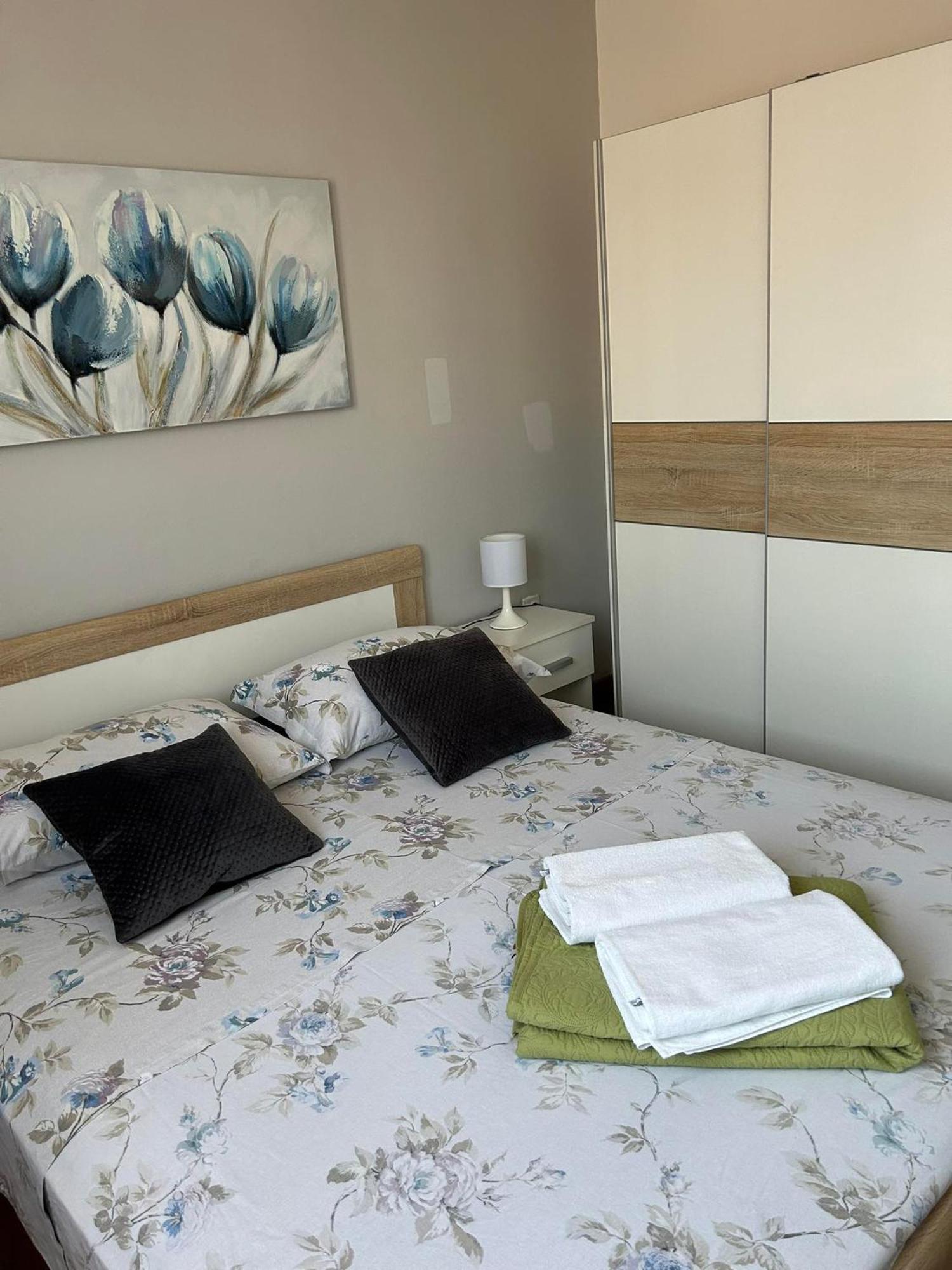 Apartmani Rina Kadumi Zewnętrze zdjęcie